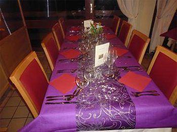 Hostellerie Des Enclos Guimiliau Extérieur photo