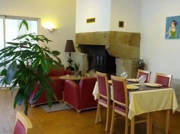 Hostellerie Des Enclos Guimiliau Extérieur photo